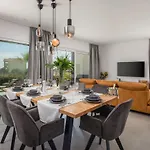 Awesome Home In Vodice 別荘 *