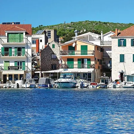 Awesome Home In Vodice