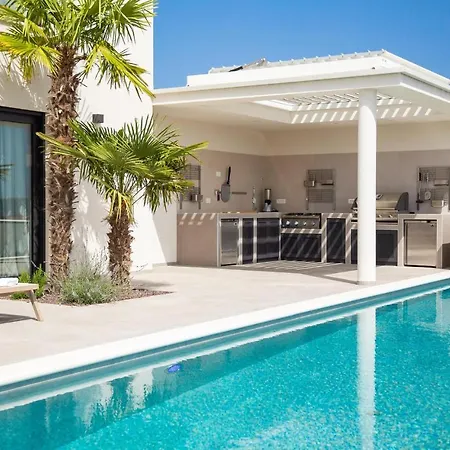 Awesome Home In Vodice Βόντιτσε