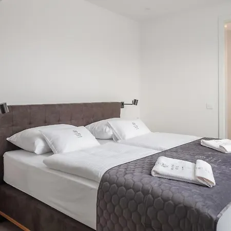 Awesome Home In Vodice