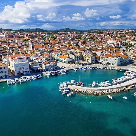 Σπίτι διακοπών Awesome Home In Vodice Βόντιτσε