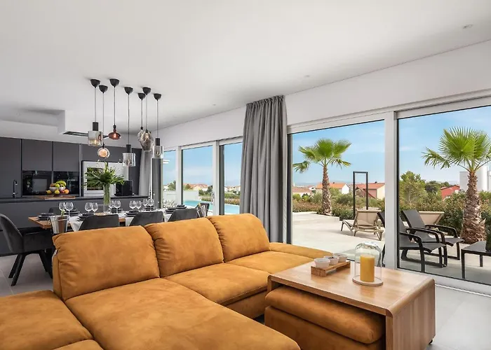 Awesome Home In Vodice