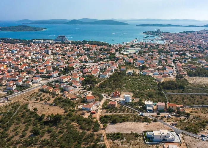 Awesome Home In Vodice *