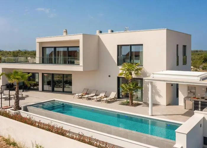 Casa de Férias Awesome Home In Vodice