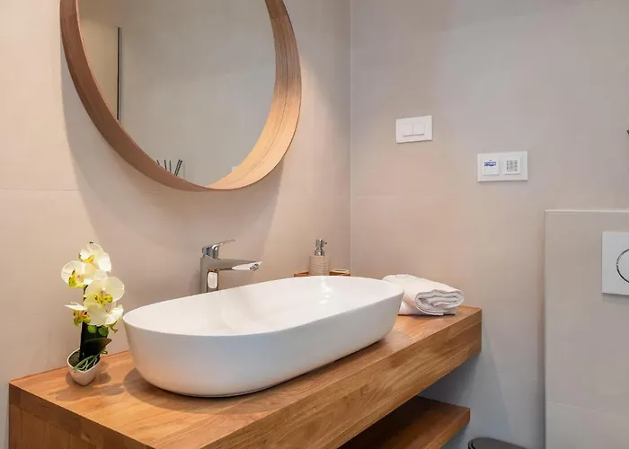 Awesome Home In Vodice